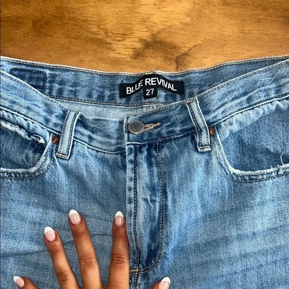 Classic Blue Denim Jeans with Faded Look - Picture 3 of 3